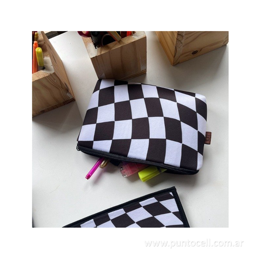 [105222] SOBRE NEOPRENE MULTIUSO / NECESER PORTACOSMETICO (Neo Fundas)